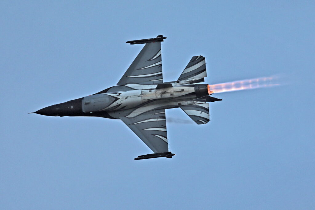 General Dynamics F-16AM “Dark Falcon”  Belgium - Air Force
