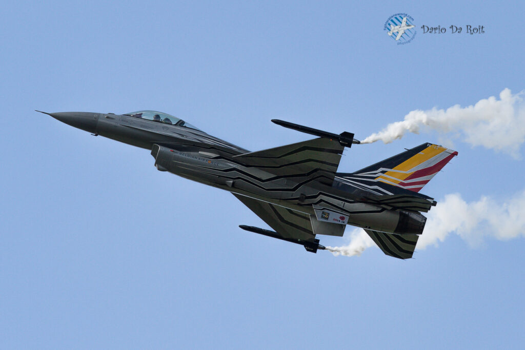 General Dynamics F-16AM Fighting Falcon Demo scheme for the 2015 - 2017 seasons  Belgium - Air Force