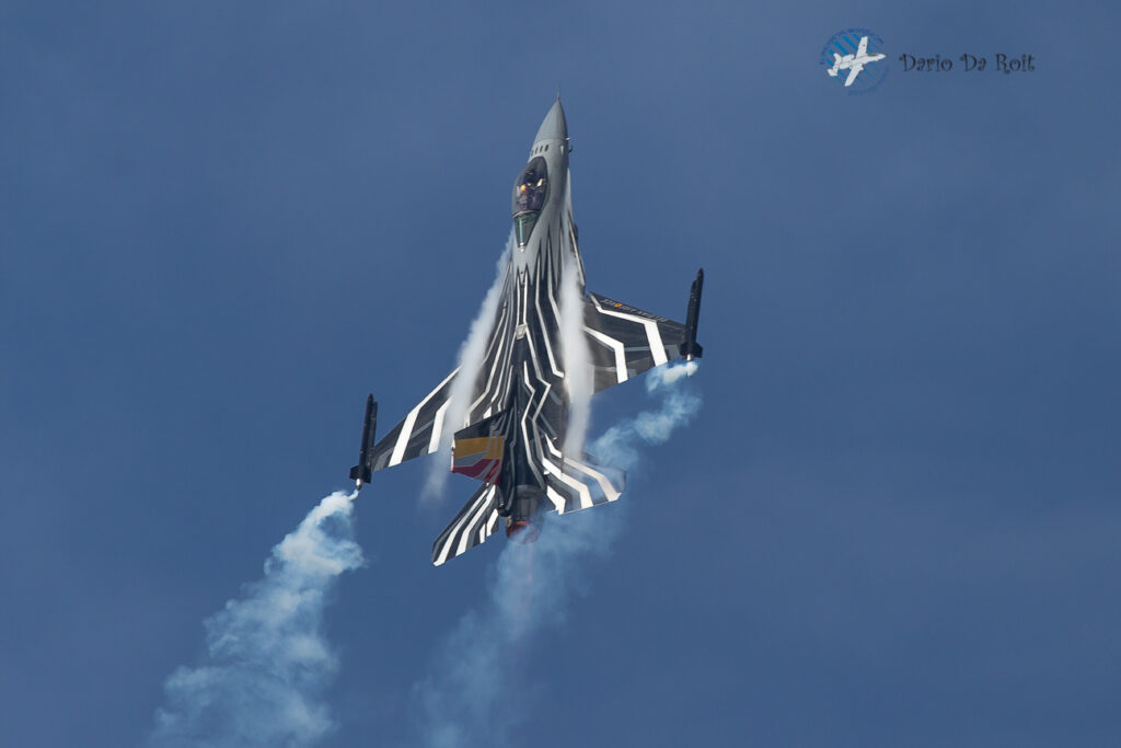 General Dynamics F-16AM Fighting Falcon Demo scheme for the 2015 - 2017 seasons  Belgium - Air Force