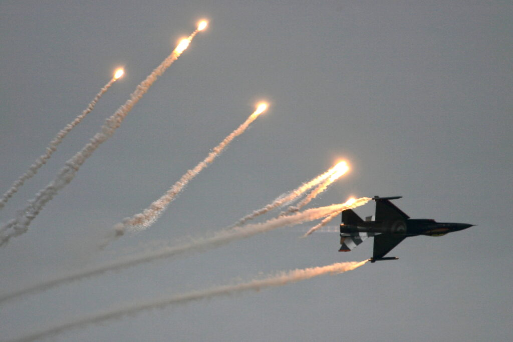 General Dynamics F-16AM Fighting Falcon  Netherlands - Royal Air Force