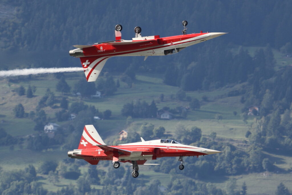 Northrop F-5E Tiger II &quot;Patrouille de Suisse&quot; Switzerland - Air Force