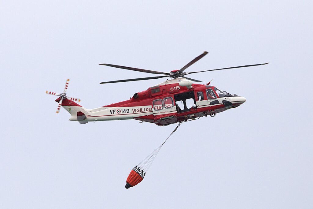 Agusta-Westland AW-139  Italy - Vigili del Fuoco