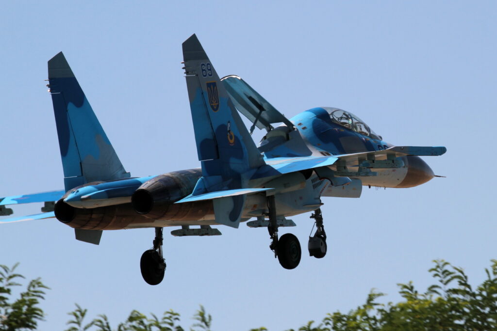 Sukhoi Su-27UB Flanker C  Ukraine - Air Force