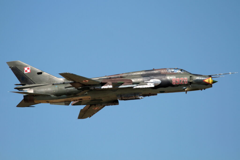 Sukhoi Su-22UM Fitter  Poland - Air Force