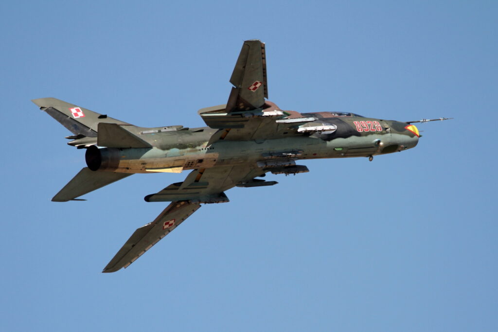 Sukhoi Su-22UM Fitter  Poland - Air Force