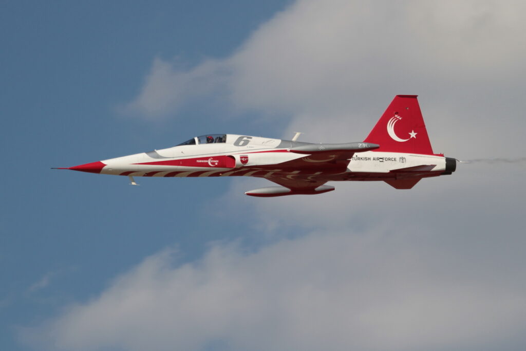 Canadair NF-5B Freedom Fighter &quot; Turkish Stars &quot;  Turkey - Air Force