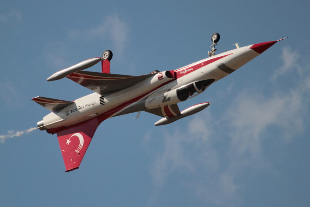 Canadair NF-5B Freedom Fighter &quot; Turkish Stars &quot;  Turkey - Air Force