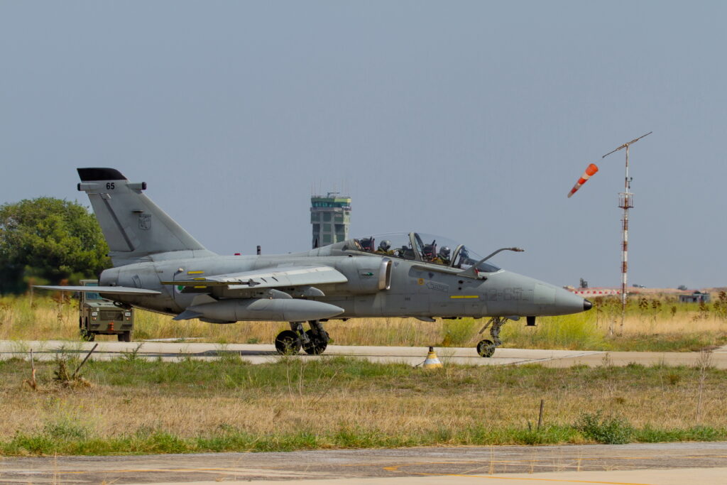 Alenia/Aermacchi/Embraer TA-11A AMX-T Italy - Air Force