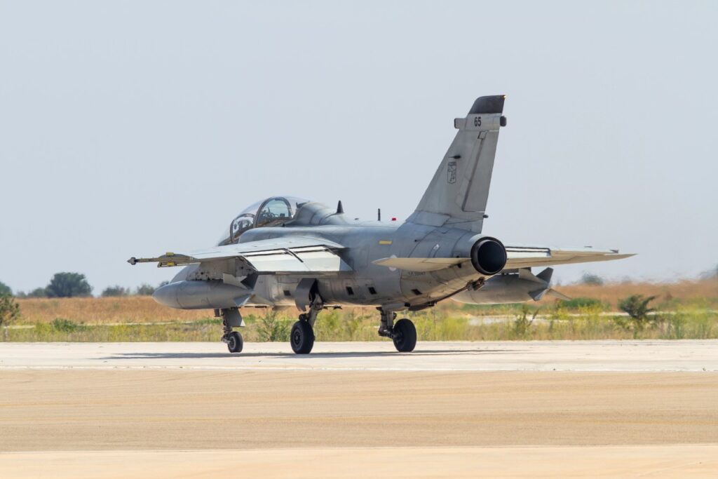Alenia/Aermacchi/Embraer TA-11A AMX-T Italy - Air Force