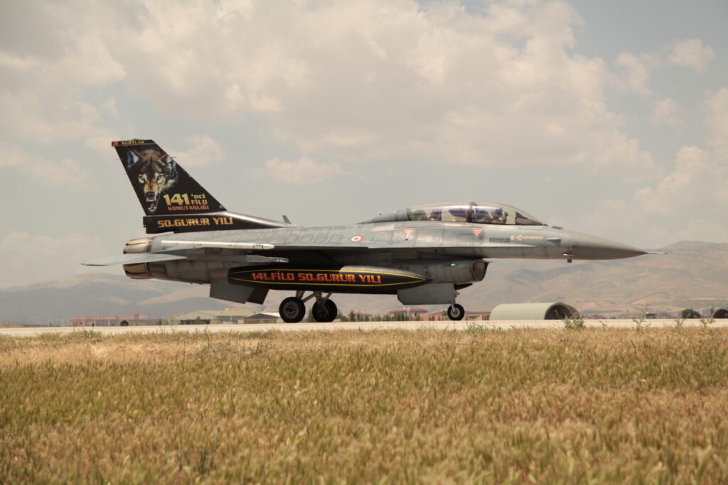 Lockheed Martin F-16D Fighting Falcon  Turkey - Air Force Turkish Air Force 141th Wolf sq&#039;s 50th year anniversary